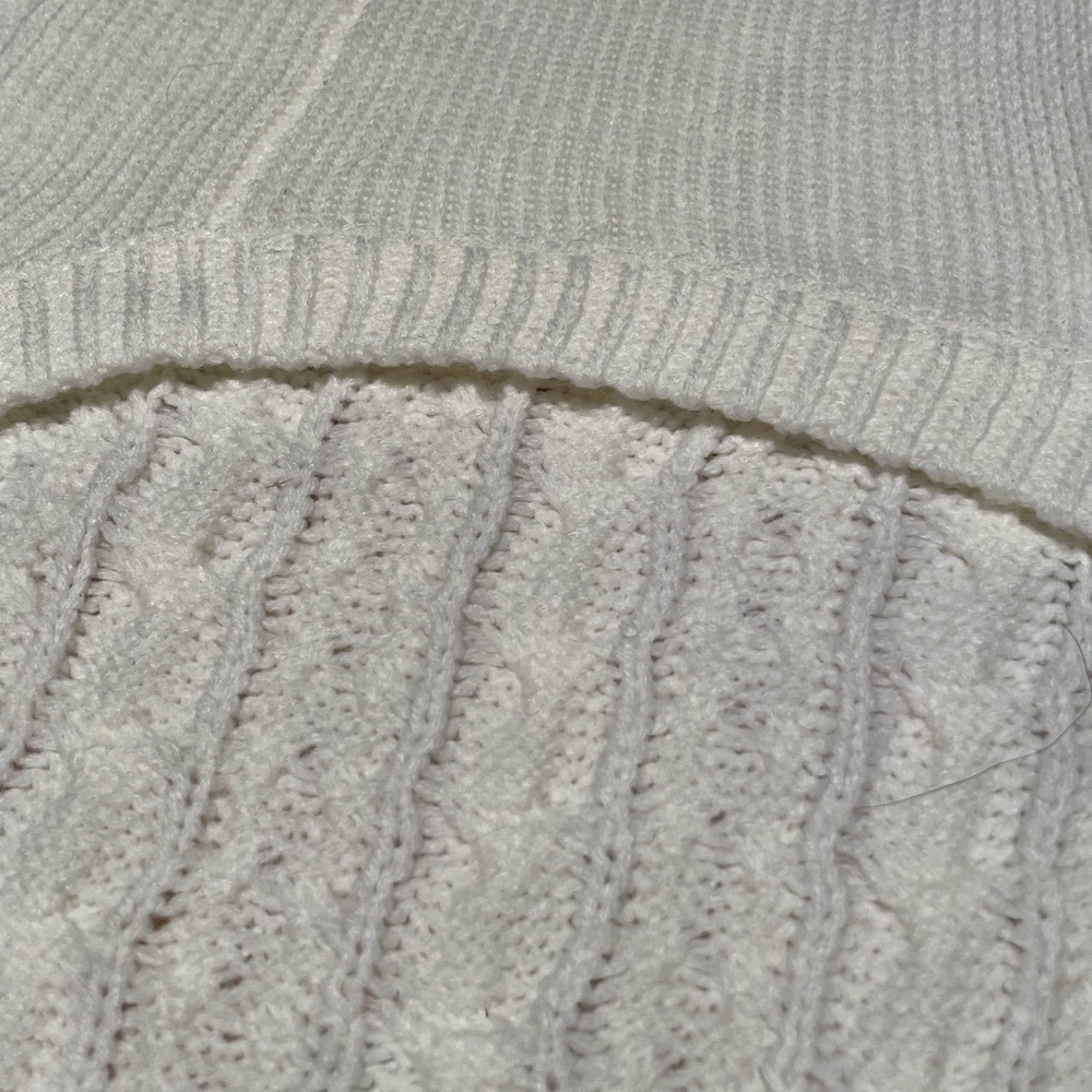 Holiday Pet Sweater - Picture 7 of 10